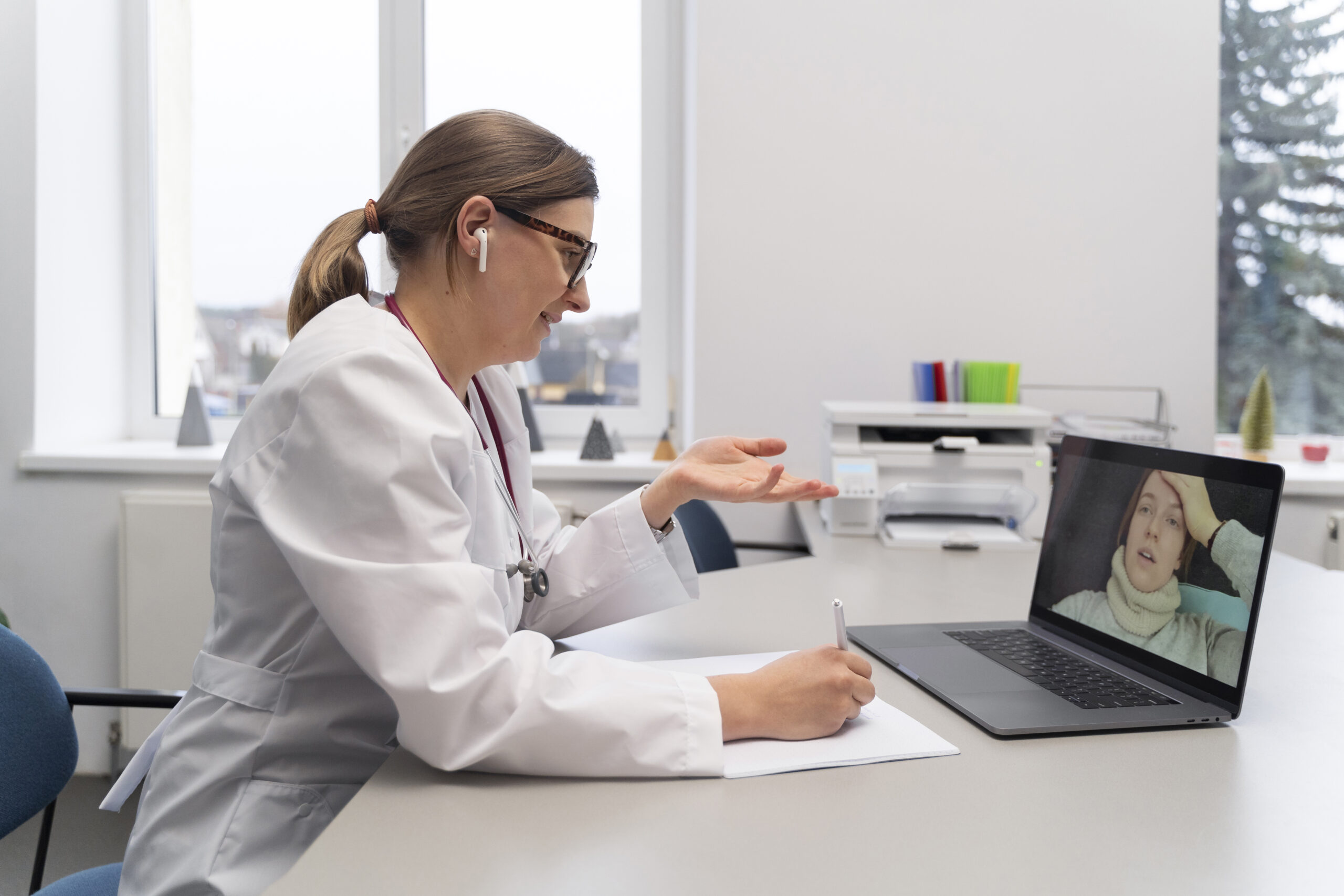 sao-leopoldo-mandic-faculdade-de-medicina-pos-graduaçao-medica- tudo-oque-voce-precisa-saber-sobre-a-telemedicina